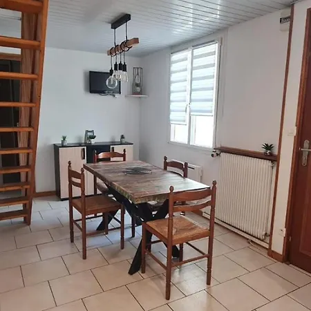 Location 2 A 5 Personnes 450m De La * Ault